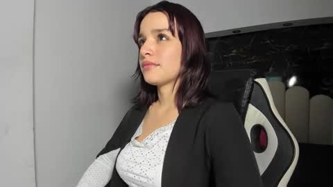 Anny online show from January 13, 8:38 pm