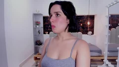 Anny online show from March 4, 9:23 pm