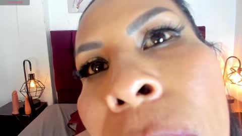 Anthonelaa   online show from October 4, 11:24 pm