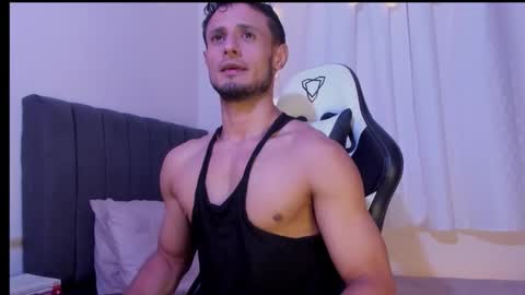 Adonys Creeb online show from September 9, 6:35 am