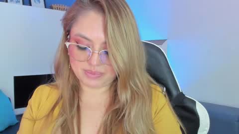 Antonella online show from April 20, 7:50 pm