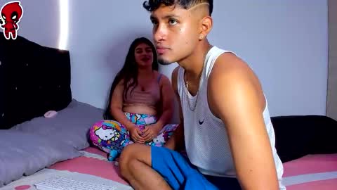 antonela_and_thiago online show from March 3, 8:49 pm