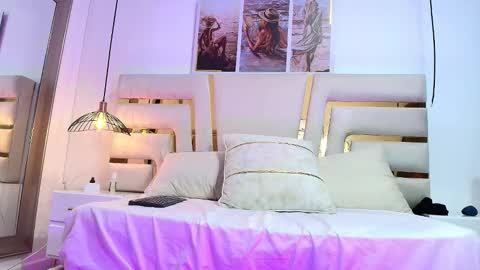 antonella_blonde_ online show from October 22, 4:52 pm