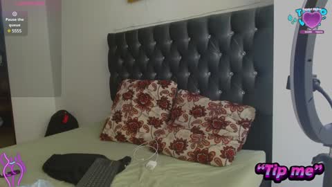 AntonellaAndNoah online show from December 24, 5:23 pm