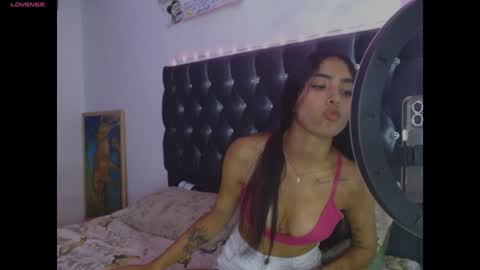 AntonellaAndNoah online show from January 22, 12:16 am