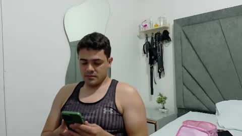 antonellarossi_os online show from June 18, 2:06 am