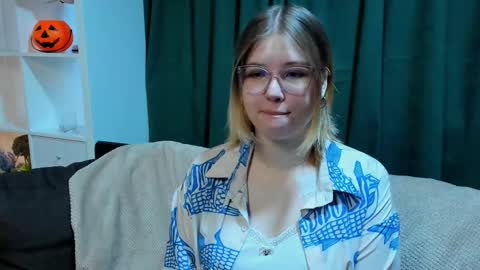 Alison online show from December 3, 8:00 am