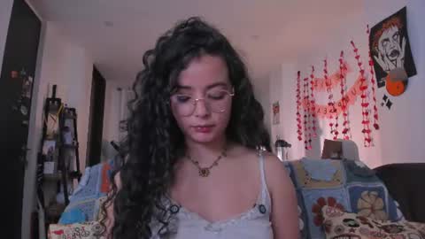 Antonia online show from June 25, 5:12 am