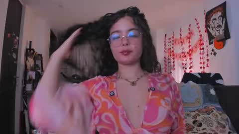Antonia online show from June 29, 3:36 am