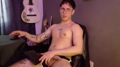 antonnello_ online show from March 20, 4:45 pm