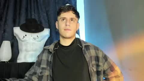 antonnello_ online show from October 11, 11:19 pm