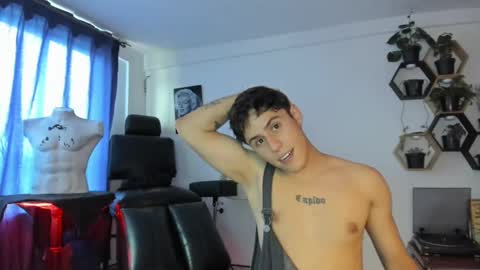 antonnello_ online show from February 25, 9:37 pm