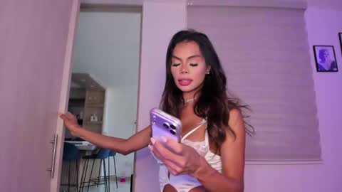 Maria Antonia online show from May 21, 7:20 pm