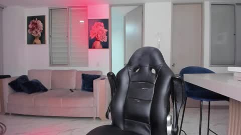 Maria Antonia online show from February 18, 2:49 am