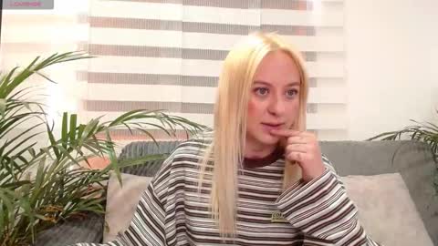 Antonia online show from March 24, 10:16 pm