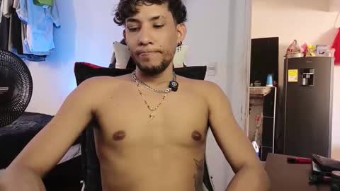 AnuarDHM online show from December 17, 8:48 pm