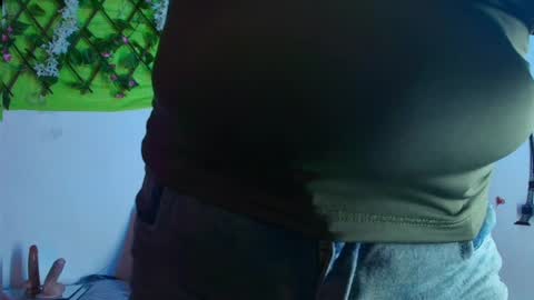 any mour online show from April 17, 4:31 pm