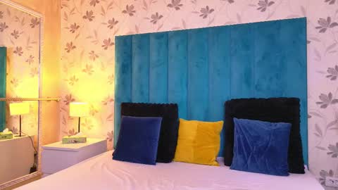 AnyaHappiness online show from March 9, 6:07 am