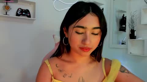anyeluz_z online show from January 27, 9:33 pm