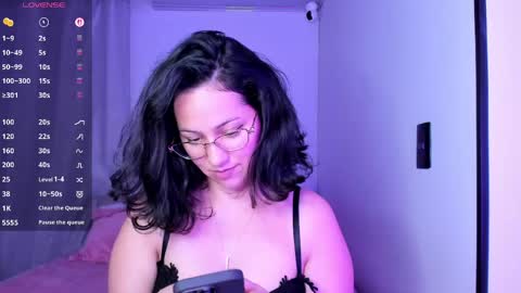 Anyi  Orion and Pyxis online show from March 31, 2:45 am