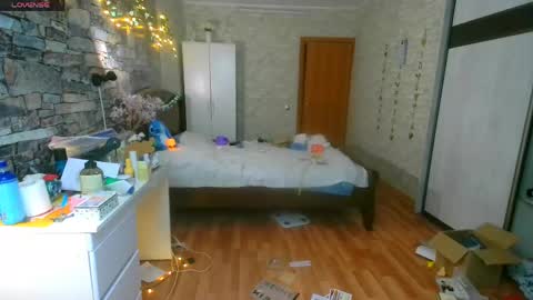 Aphrodite online show from May 22, 4:47 pm
