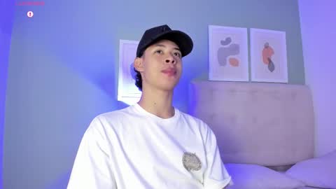 Apolo twink online show from March 3, 8:05 pm