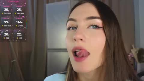 Vicki online show from November 9, 9:24 am