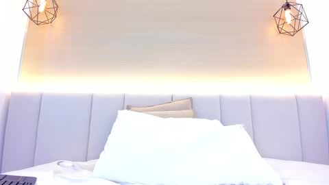 April online show from February 15, 7:51 am