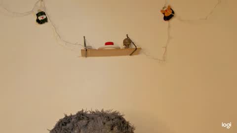 aprillebony319262 online show from December 19, 12:17 am