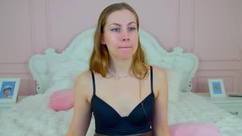 AprilSpring online show from April 9, 4:49 am