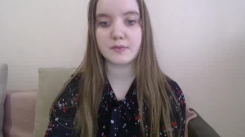 Josefin online show from January 22, 8:07 am