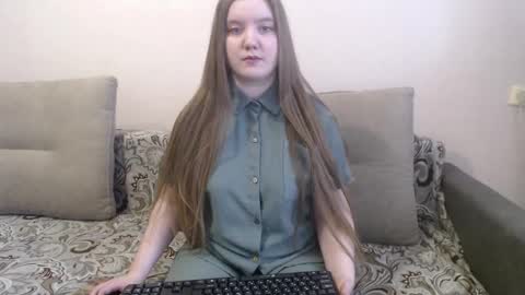 Josefin online show from February 3, 7:56 am