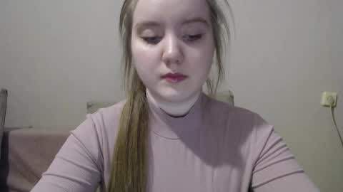 Josefin online show from January 8, 9:53 am