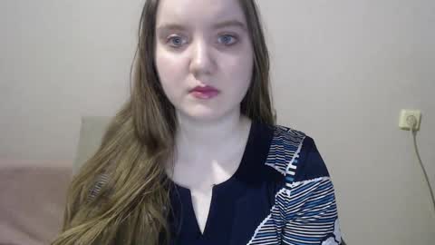 Josefin online show from January 11, 8:33 am