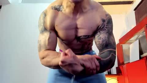 Jonathan online show from September 25, 9:44 pm