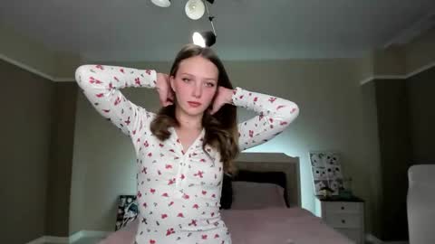 Lina online show from October 24, 8:59 am