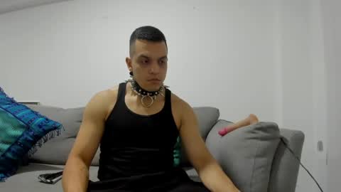 Aren Noctis online show from April 17, 1:19 am