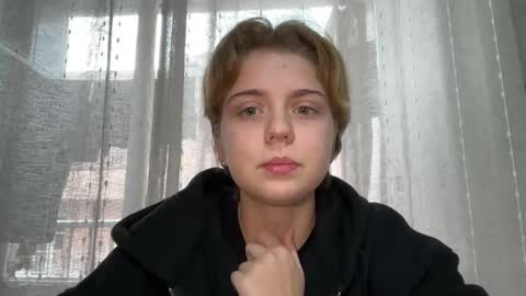 ari_crystal online show from January 13, 4:15 pm