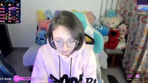 Linda online show from June 13, 3:17 am