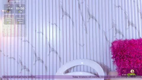 Snapshot of aria_millers_ chatting on February 6, 7:51 pm Aria Millers  online show from February 6, 7:51 pm