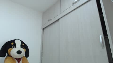 Snapshot of ariacoral chatting on October 22, 2:52 pm ariacoral online show from October 22, 2:52 pm