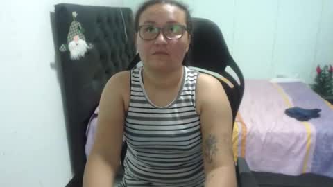 ...Ariana... online show from December 5, 6:49 pm