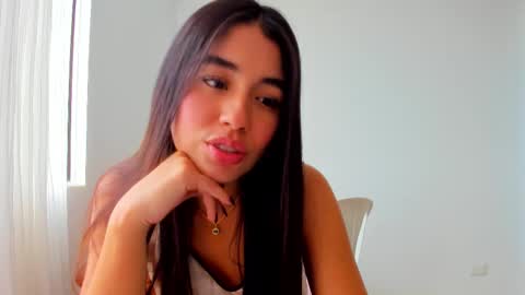 Aria Montgomery online show from February 25, 8:34 pm