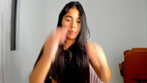 Aria Montgomery online show from April 16, 5:40 am