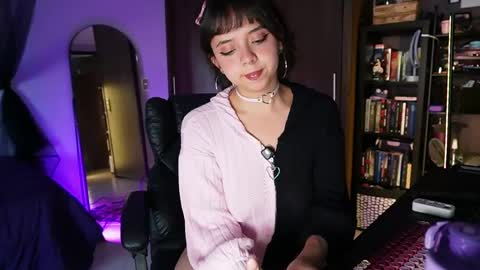      online show from April 20, 1:25 pm