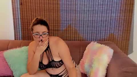 Ariana Cruz online show from February 20, 5:04 pm