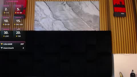 ariana_hill_ online show from October 27, 3:45 pm