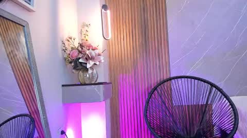 Ariana online show from March 5, 12:33 pm