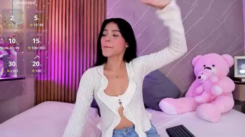 Ariana online show from October 24, 1:23 pm