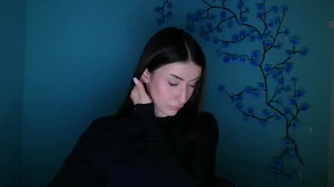 Ariana online show from February 11, 12:42 pm